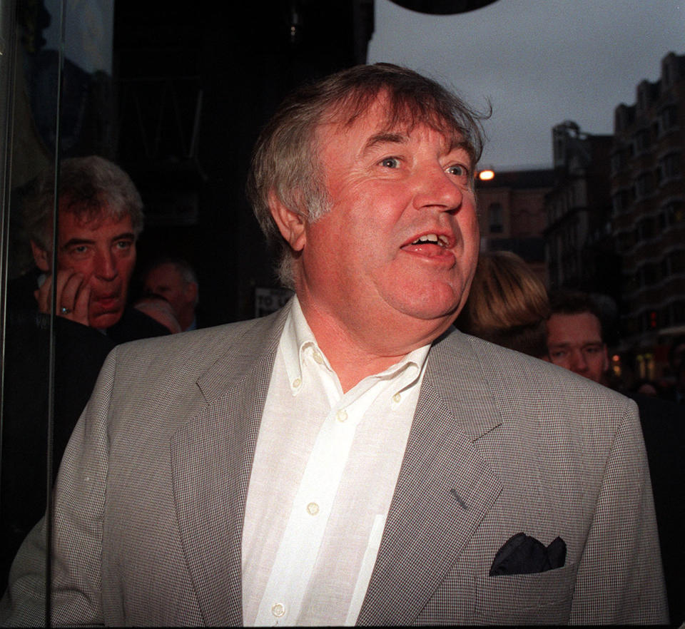 Comedian Jimmy Tarbuck arriving at the 'Football Football' resturant in London's Haymarket, for the soccer legend George Best's 50'th birthday celebration.