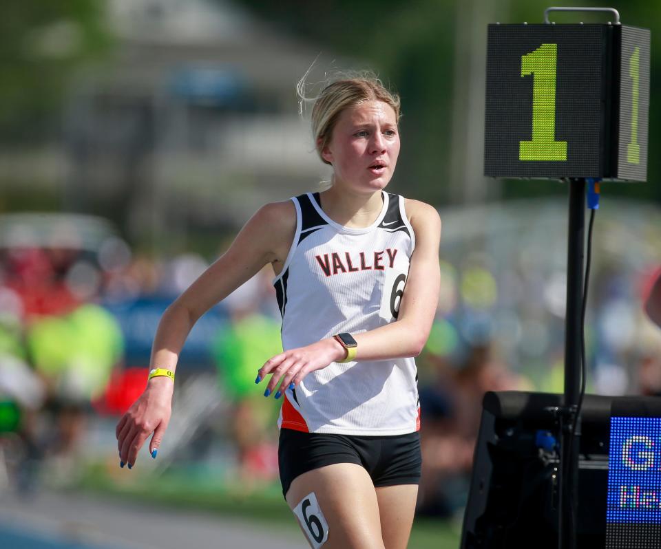 West Des Moines Valley's Addison Dorenkamp cruises in for a Class 4A win in the girls 3000 meter run on May 19 during the Iowa high school state track and field meet at Drake Stadium in Des Moines.