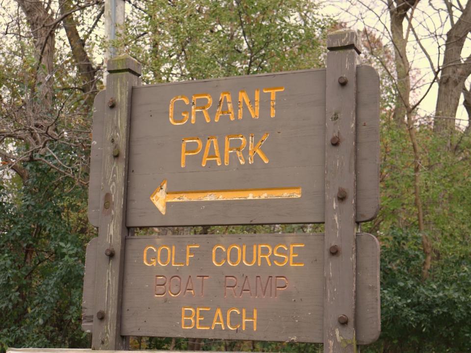 A sign for Grant Park in Wisconsin