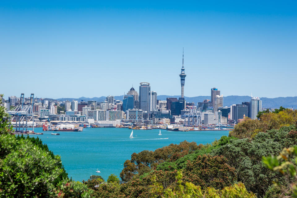 This <a href="http://www.huffingtonpost.com/us-news-travel/6-ways-to-travel-new-zeal_b_7645156.html" target="_blank">kiwi metropolis</a> got great scores in the eduction category.