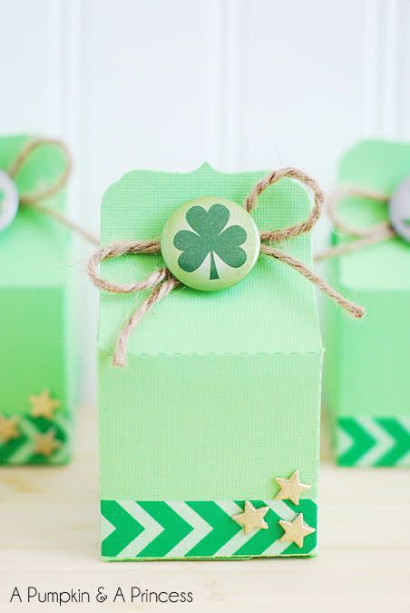 DIY St. Patrick's Day Treat Boxes