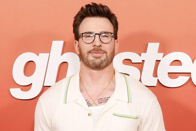 Take a Look Back at Chris Evans' Very Sexy Year as He Passes the Sexiest  Man Alive Torch