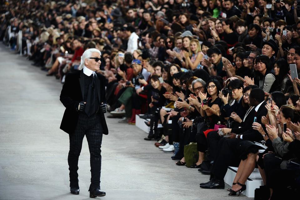 chanel runway paris fashion week womenswear springsummer 2014