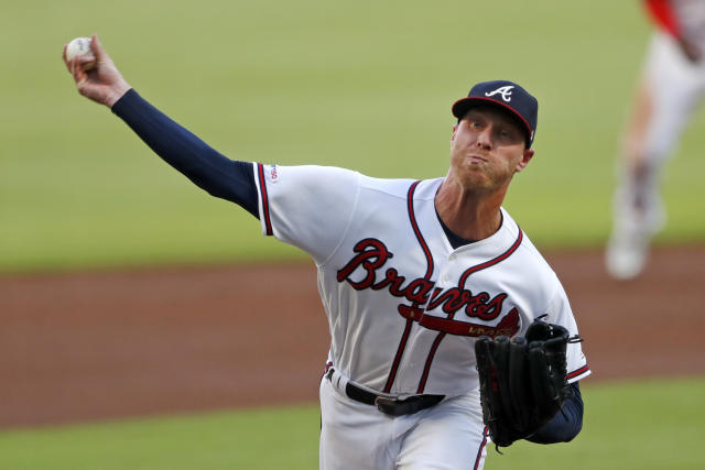 Braves use homers, better bullpen to beat Ryu, Dodgers 4-3