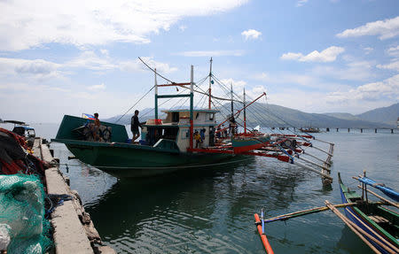 A fishing boat that has just returned from fishing in disputed Scarborough Shoal is pictured in Subic, Zambales in the Philippines, November 1, 2016. REUTERS/Erik De Castro