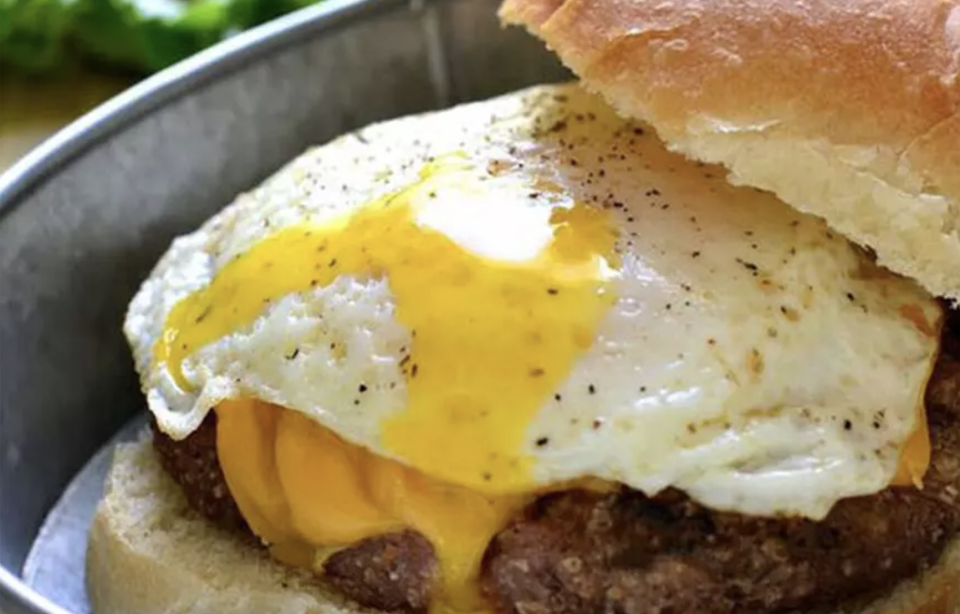 Burger Americana With Fried Egg