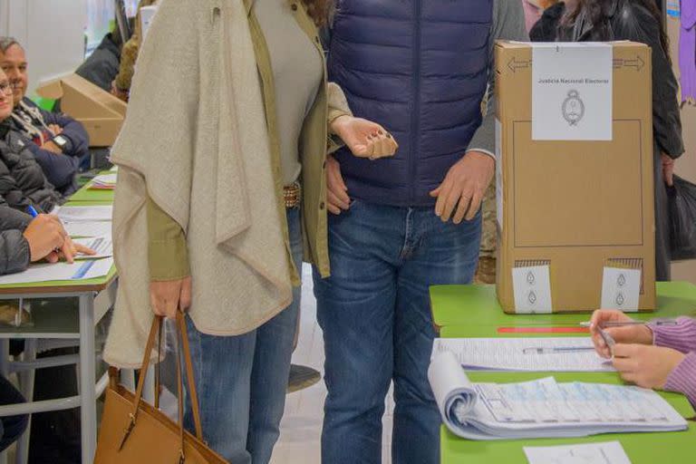 Analía Maiorana y Diego Santilli dejaron su voto en las PASO 2023