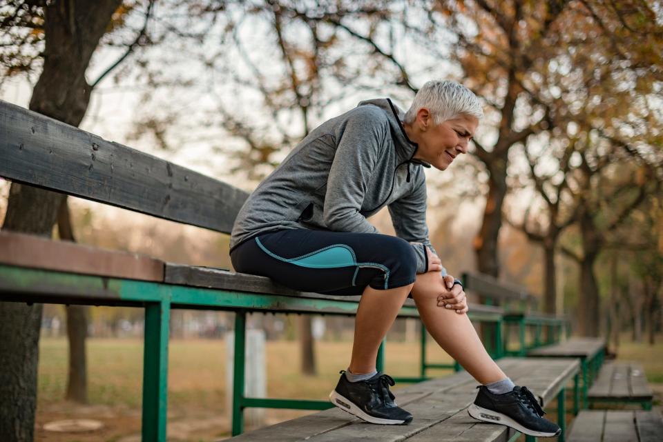 Pain associated with osteoarthritis of the knee can make it hard to do many daily activities.