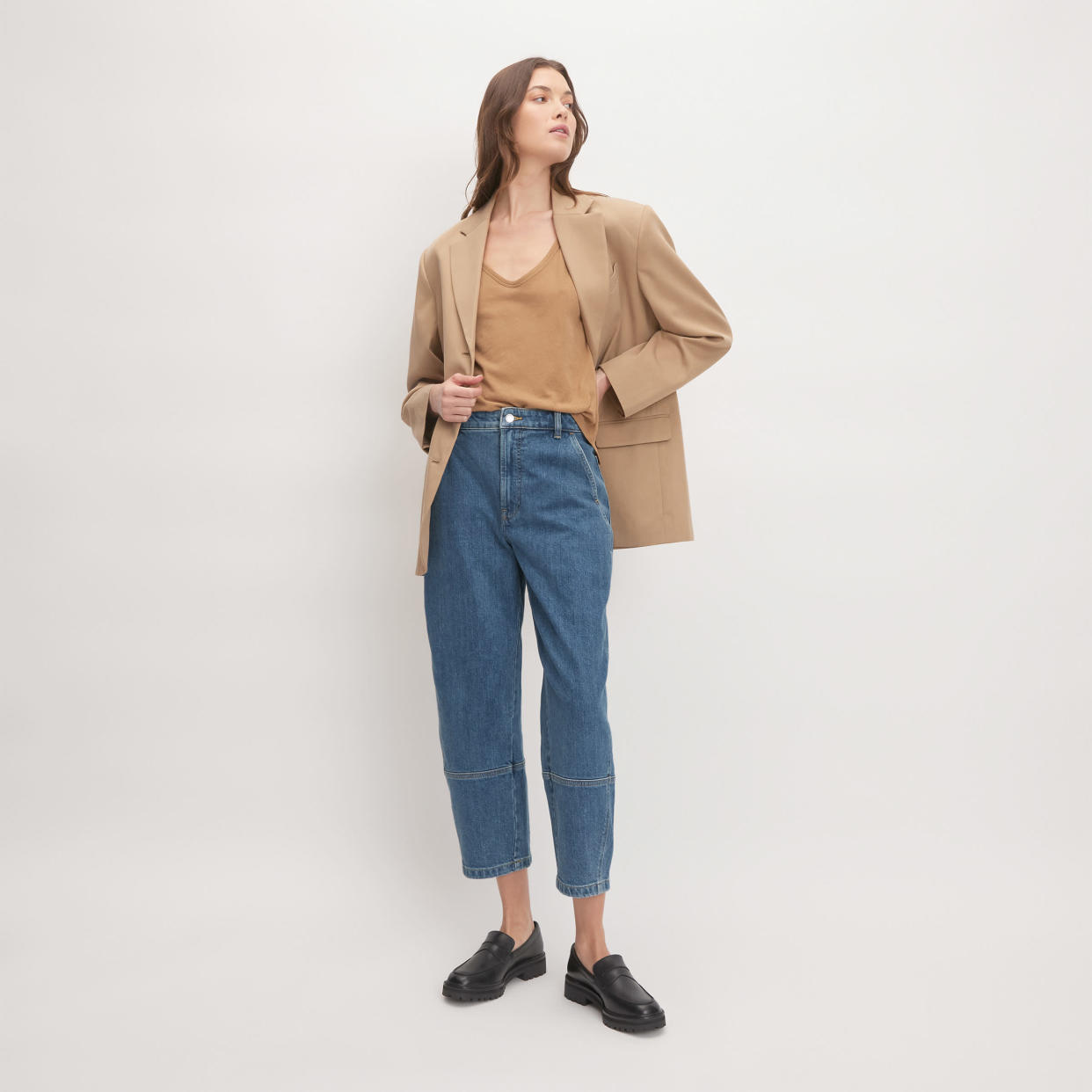 <p><a href="https://go.redirectingat.com?id=74968X1596630&url=https%3A%2F%2Fwww.everlane.com%2Fproducts%2Fwomens-utility-barrel-jean-new-blue&sref=https%3A%2F%2Fwww.townandcountrymag.com%2Fstyle%2Ffashion-trends%2Fg46821993%2Fbest-barrel-leg-jeans%2F" rel="nofollow noopener" target="_blank" data-ylk="slk:Shop Now;elm:context_link;itc:0;sec:content-canvas" class="link rapid-noclick-resp">Shop Now</a></p><p>The Utility Barrel Pant</p><p>everlane.com</p><p>$118.00</p>