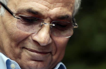 File photo shows former presidential candidate Ahmed Shafiq at a news conference in Cairo, Egypt, May 14, 2012. REUTERS/Amr Abdallah Dalsh/File Photo