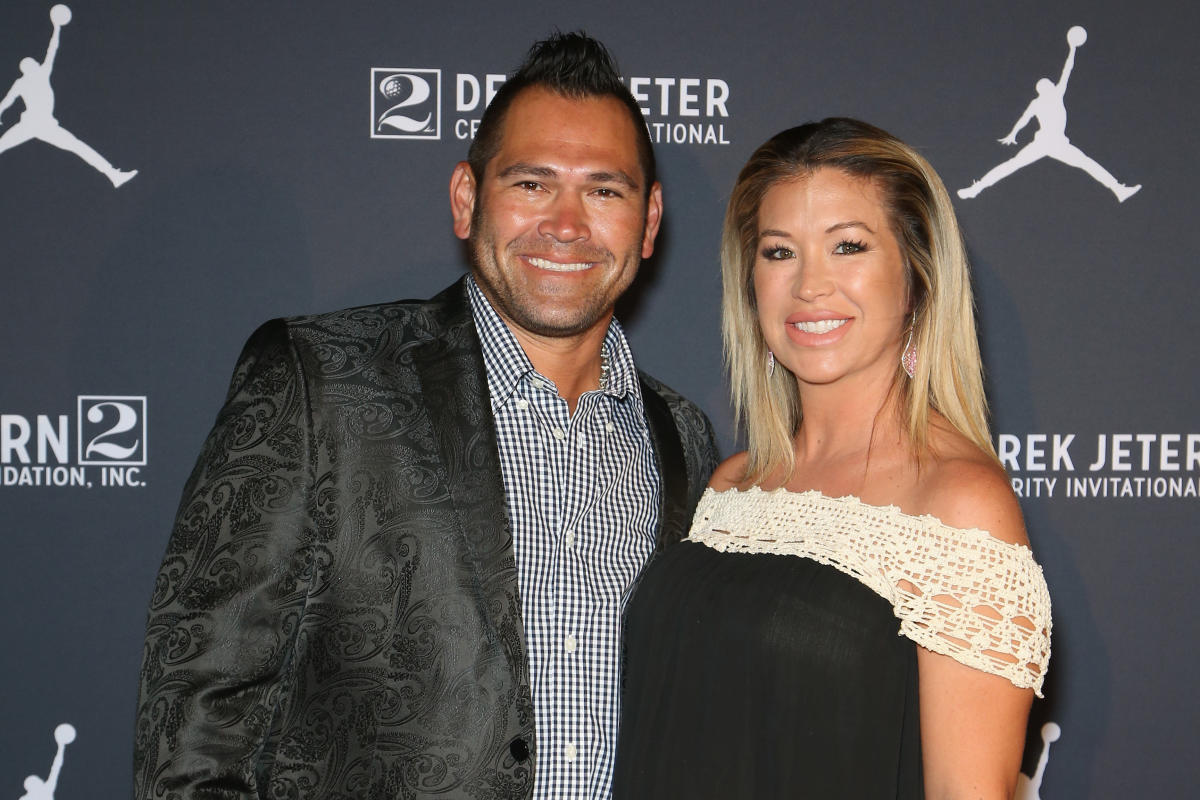 Retired MLB player Johnny Damon, wife accused of fighting with cop during  DUI traffic stop in Central Florida