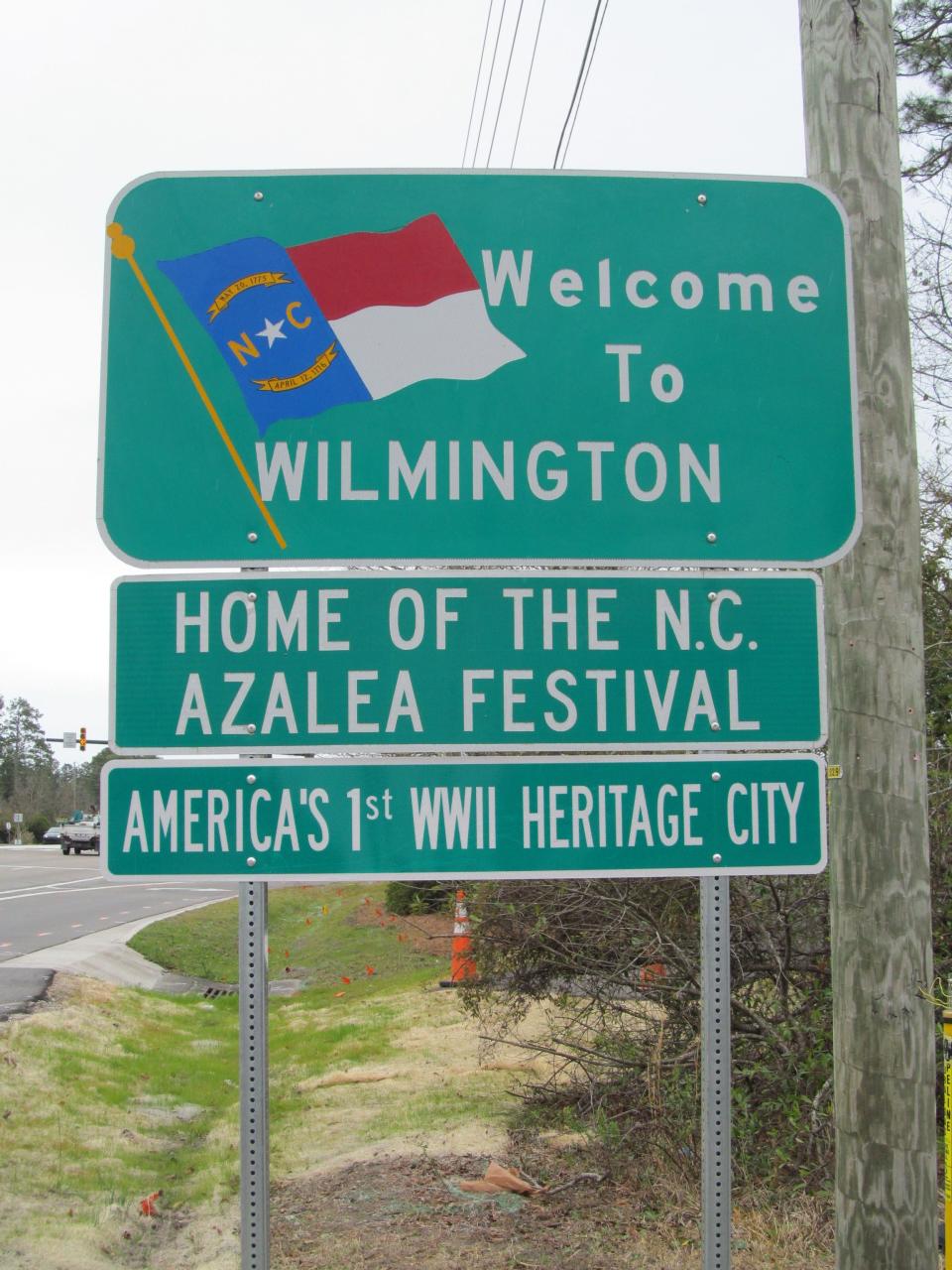 A World War II Heritage City entry sign has been installed in Wilmington.