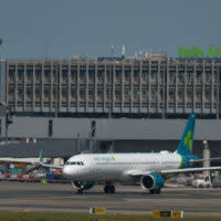 Air Lingus Flugzeug des Typs A321Neo am Flughafen in Dublin.