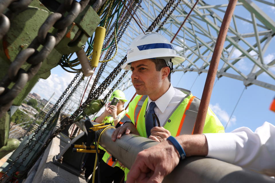 U.S. Secretary of Transportation Pete Buttigieg tours the closed Hernando De Soto bridge which carries Interstate 40 across the Mississippi River between West Memphis, Arkansas, and Memphis, Tennessee, U.S. June 3, 2021. The bridge has been shut down, halting traffic on the thoroughfare since May 11, 2021 after a fracture was discovered.  Joe Rondone/The Commercial Appeal/Pool via REUTERS