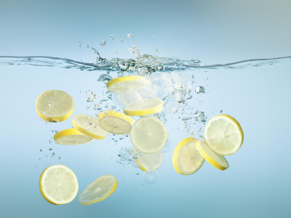 An expert says lemon water is no different than regular water when it comes to your gut. (Getty)