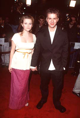 Reese Witherspoon and Ryan Phillippe at the Westwood premiere of Columbia's Cruel Intentions