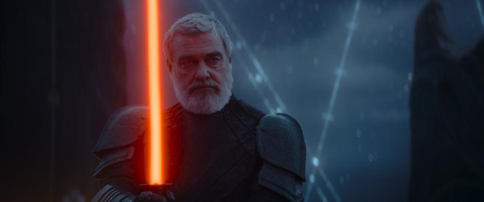 The late Ray Stevenson stars as lightsaber-wielding antagonist Baylan Skoll in "Ahsoka."