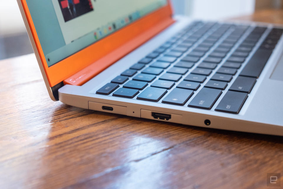 <p>Photos of Framework's first modular and repairable Chromebook.</p>
