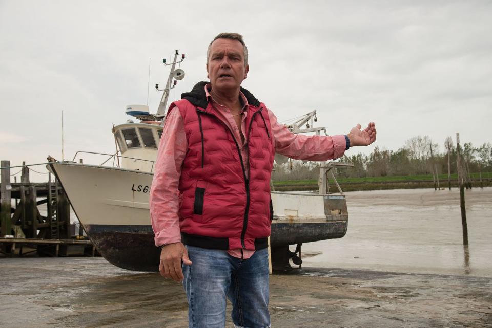 Laurent Roblet, retired fisherman,  “We cannot be classified in this category [of climate migrants], if we were, we would not have stayed close to the riverside.