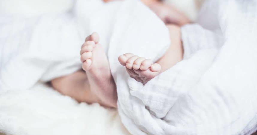 屏東一女嬰出生嚴重貧血，膚色如白雪無血色，經過4次大換血，才成功救回一命。（圖／示意圖，翻攝自pixabay）