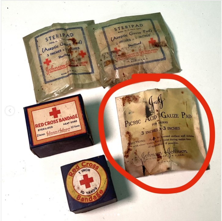 A small gauze patch in an antique first-aid kit triggered an emergency response in Bexley, Ohio, after the antiquer who bought the kit at auction discovered a potentially explosive item. The red circle was added to the item in question by Kim Sanfilippo for emphasis.