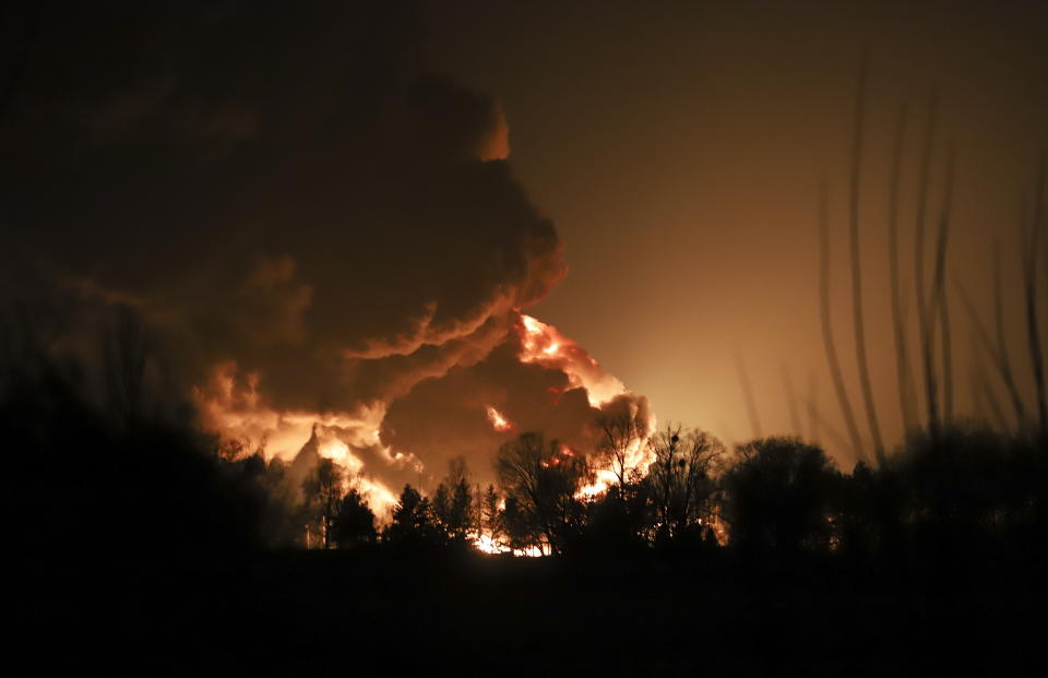 A big fire at a petroleum storage depot after a Russian missile attack, in Vasylkiv, near Kiev, Ukraine, 27 February 2022. Source: EPA