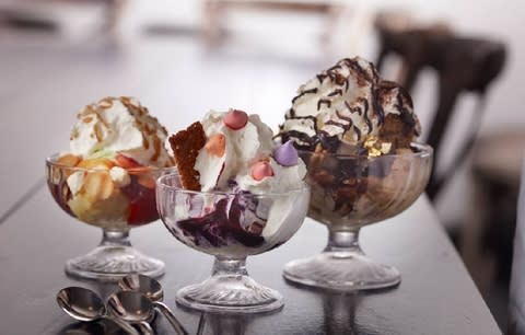 What's a more classic dessert than a few scoops of ice cream?!