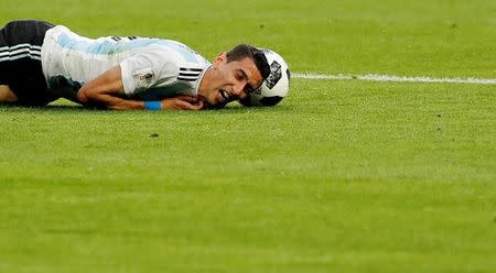 Soccer Football - World Cup - Group D - Nigeria vs Argentina - Saint Petersburg Stadium, Saint Petersburg, Russia - June 26, 2018 Argentina's Angel Di Maria reacts after being fouled REUTERS/Toru Hanai