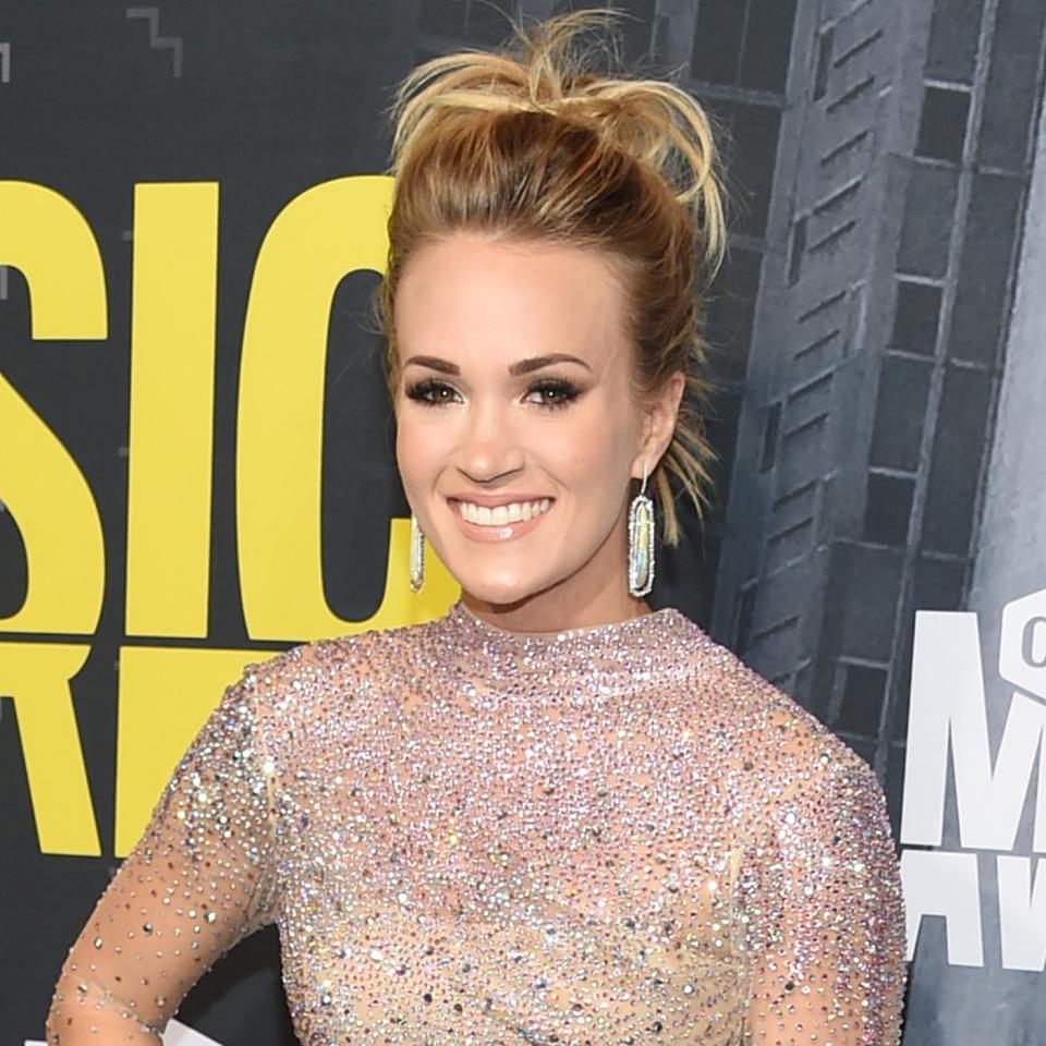 Reality star Adrienne Gang says she "looked great."<div><p><a rel="nofollow noopener" href="https://www.brit.co/carrie-underwood-first-photo-after-getting-stitches/?utm_source=rss&utm_medium=rss&utm_campaign=carrie-underwood-first-photo-after-getting-stitches" target="_blank" data-ylk="slk:Read More...;elm:context_link;itc:0;sec:content-canvas" class="link "> Read More...</a></p></div>