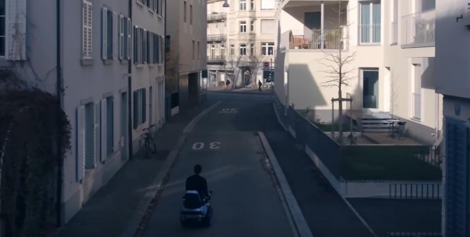 5名瑞士大學生的“碩士論文”, 竟然是一台能爬樓梯的高科技輪椅|潮科技