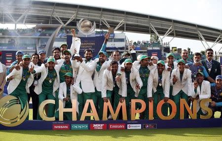 Britain Cricket - Pakistan v India - 2017 ICC Champions Trophy Final - The Oval - June 18, 2017 Pakistan celebrate winning the ICC Champions Trophy Final Action Images via Reuters / Paul Childs Livepic