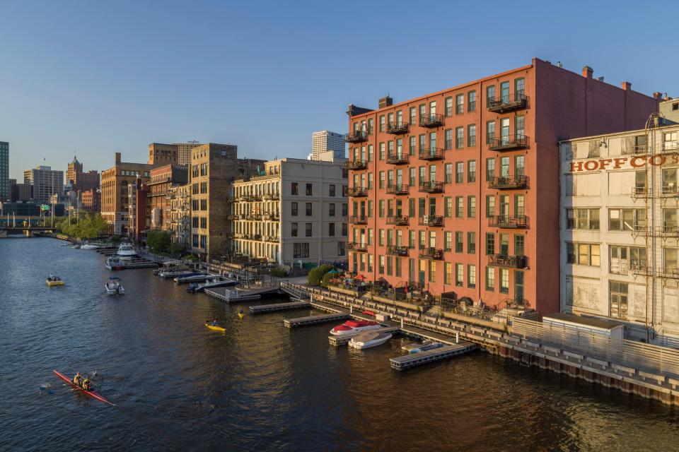 Kayakers on the Milwaukee River paddle past the city’s Historic Third Ward, a revitalized warehouse district now home to the Milwaukee Public Market and other attractions.
Photograph by Cavan Images, Alamy Stock Photo