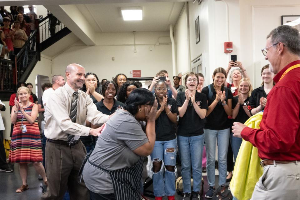 No Kid Hungry Florida, the Dairy Council of Florida, and The Florida Department of Agriculture and Consumer Services honored Malinda Harris, Leon High School’s dedicated cafeteria manager as a 2024 Florida School Lunch Hero award this morning.