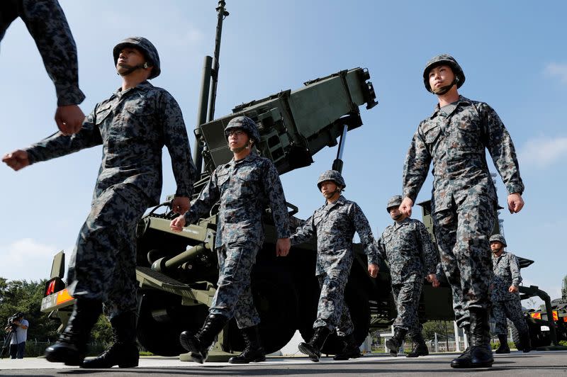 FILE PHOTO: Japan aims to destroy any N.Korean missile after it warns of satellite launch