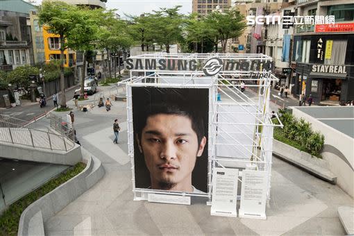 顛覆攝影展就在「心中山」線形公園（圖／台灣三星提供）