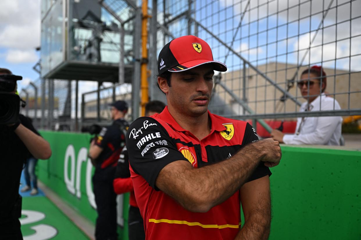 Carlos Sainz suma dos ceros consecutivos y sus opciones a subcampeonato se han desvanecido (Photo by JIM WATSON/AFP via Getty Images)