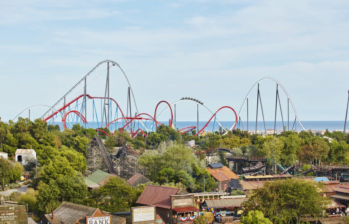 At least 14 people have been injured at PortAventura (PortAventura)