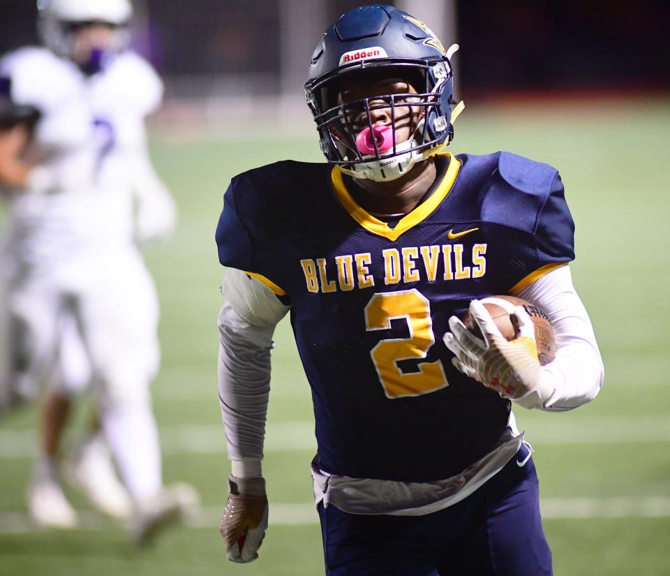 Greencastle's Xzavier Ramsey heads to the end zone after taking a lateral from teammate Carter McCauley. Greencastle defeated Northern York 24-14 to move to 5-1, Friday, September 29, 2023. (Markell DeLoatch for GameTimePa)