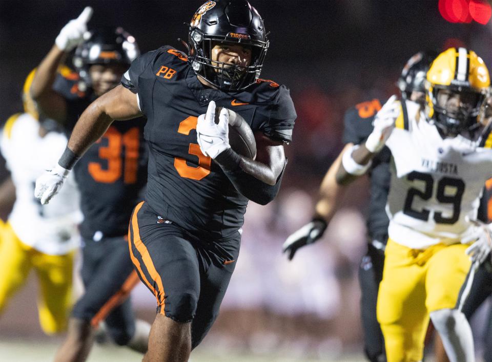 Massillon's Dorian Pringle heads for the end zone on this second-quarter TD run against Valdosta (Ga.), Friday, Aug. 18, 2023.