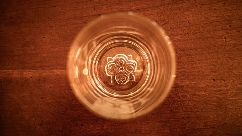 Four Roses glass with logo