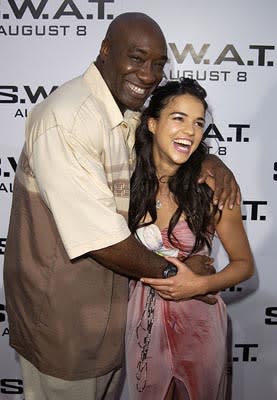 Michael Clarke Duncan and Michelle Rodriguez at the LA premiere of S.W.A.T.