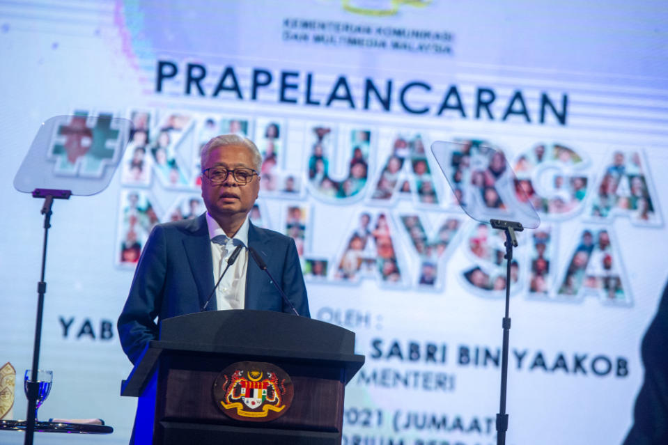 Prime Minister Datuk Seri Ismail Sabri Yaakob officiates the soft launch of Keluarga Malaysia at Auditorium Angkasapuri in Kuala Lumpur October 8, 2021. — Picture by Shafwan Zaidon