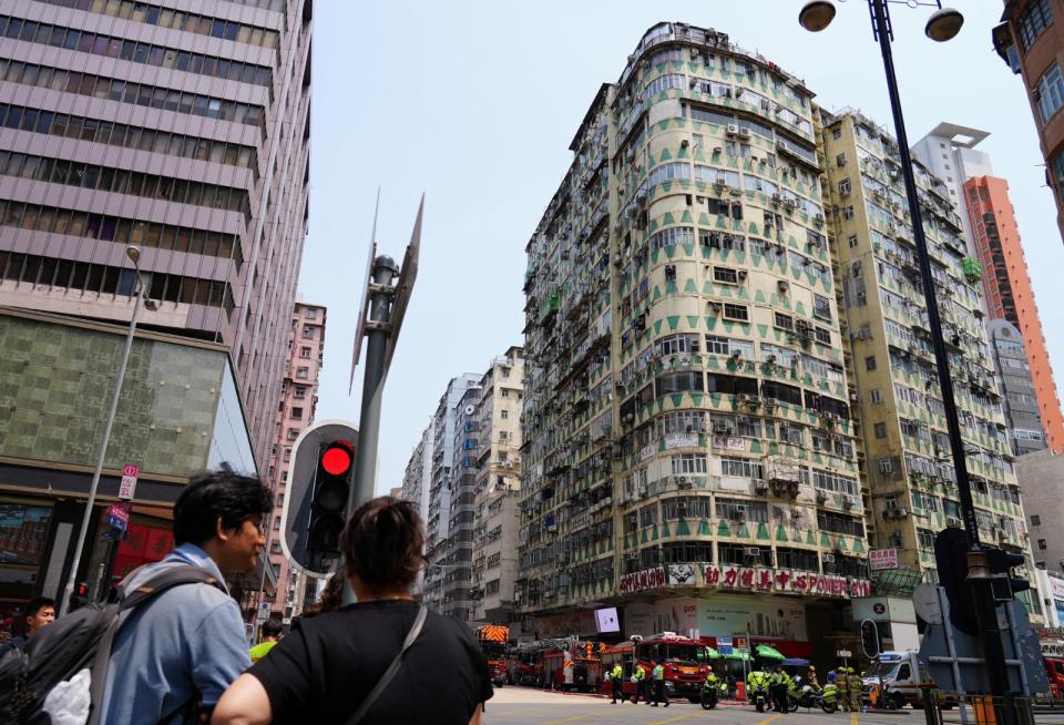 2024年4月10日，香港一幢16層樓大樓失火。路透社