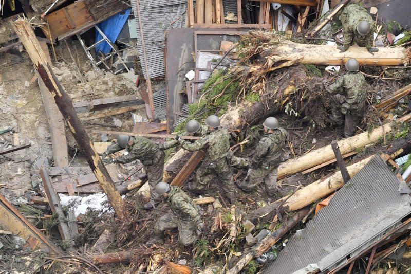 日本九州地區豪雨成災，當地居民的房子化為廢墟（AP）