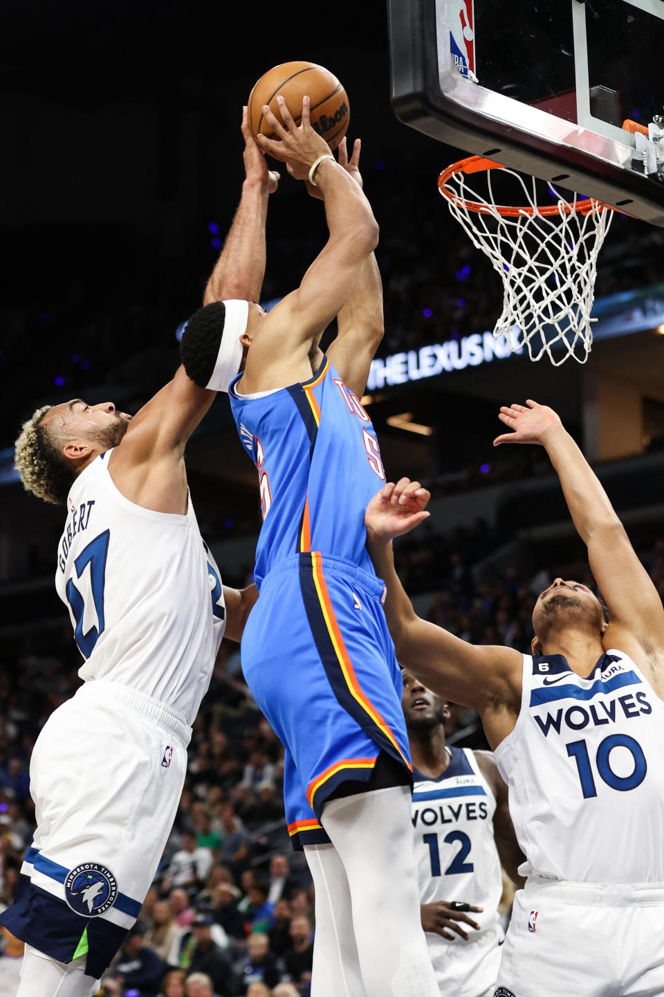 Rudy Gobert（圖左）貢獻火鍋。（Matt Krohn-USA TODAY Sports）