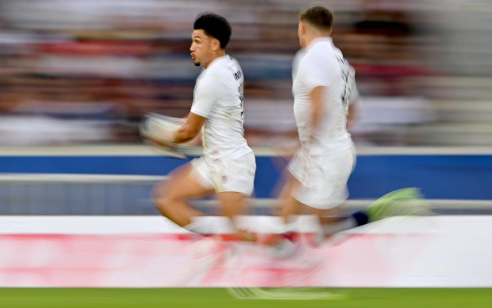 Marcus Smith of England runs with the ball during the Rugby World Cup France 2023 match between England and Chile at Stade Pierre Mauroy on September 23, 2023 in Lille, France.