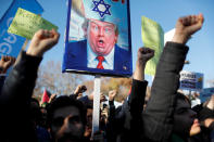 <p>Demonstrators shout slogans during a protest against President Donald Trump’s recognition of Jerusalem as Israel’s capital, in Istanbul, Turkey, Dec. 8, 2017. (Photo: Osman Orsal/Reuters) </p>