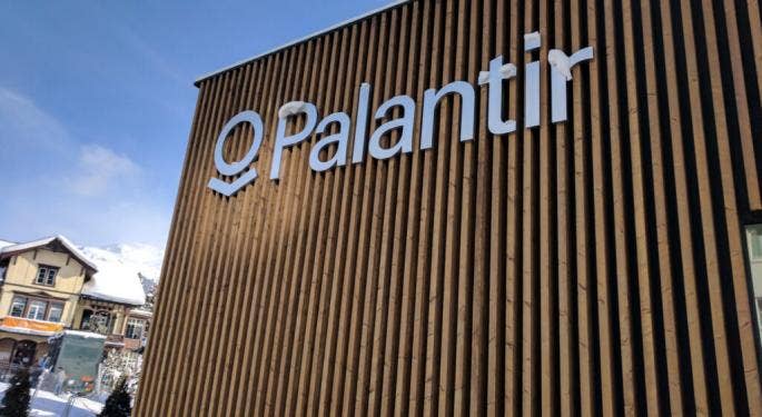 Palantir esclusa dall’S&P 500: cosa significa per gli investitori?