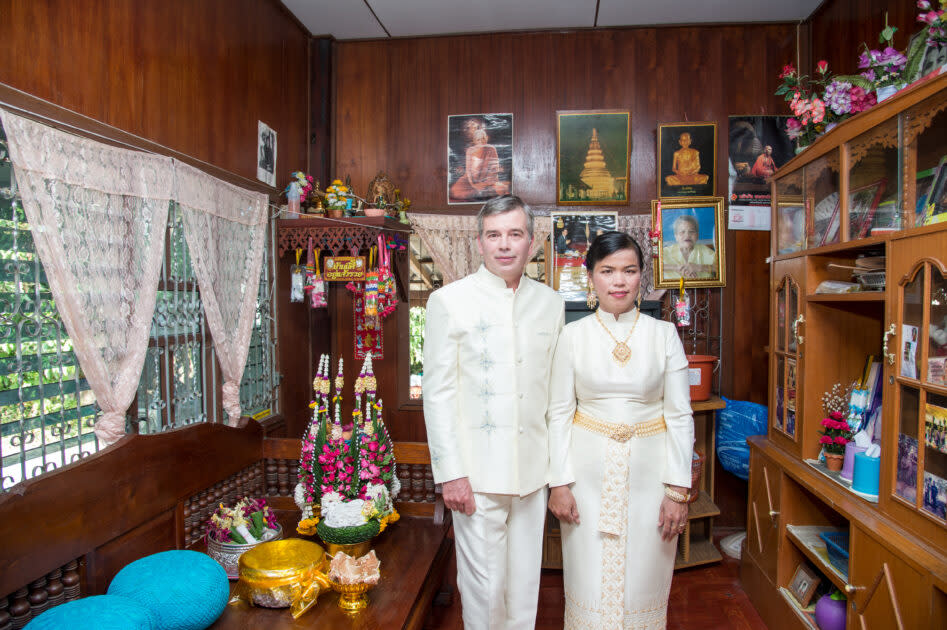 Thai,Woman,Marries,The,Foreigner,Within,Thai,Traditional,,Lamphun,,Thailand