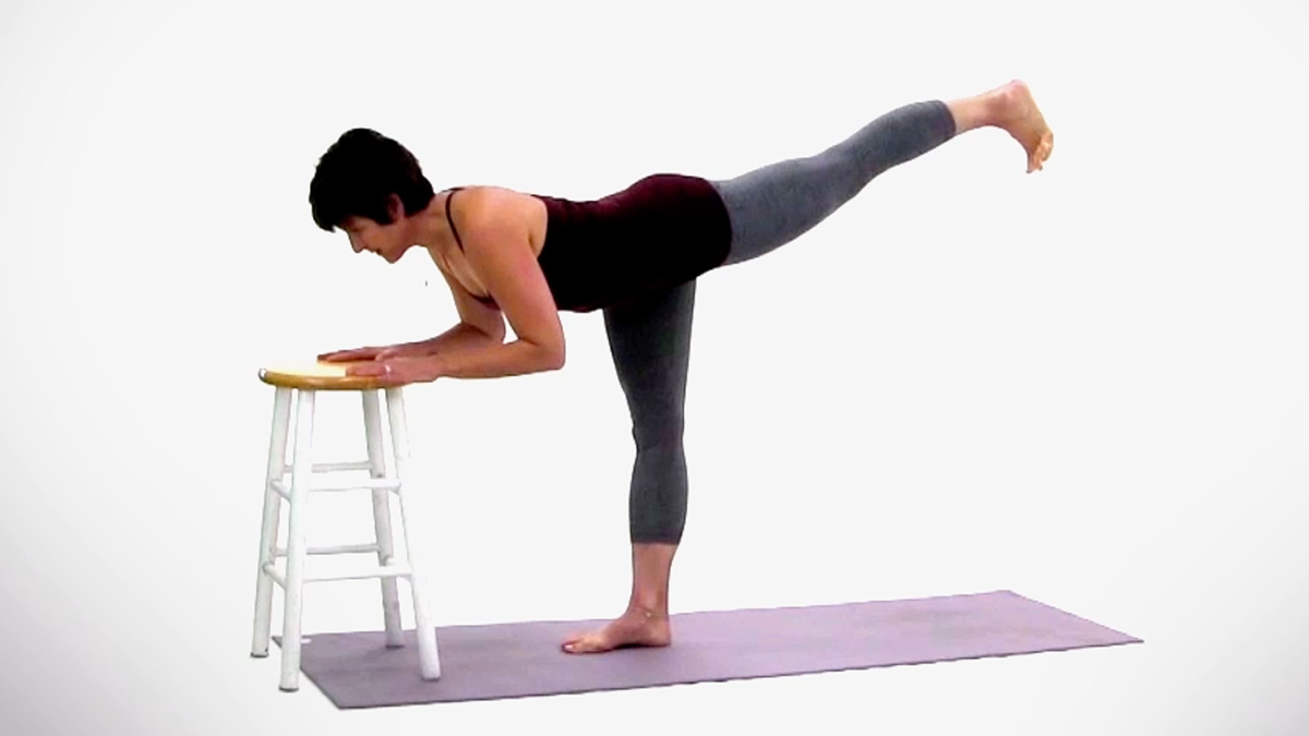 5 Yoga Moves For Toned Glutes